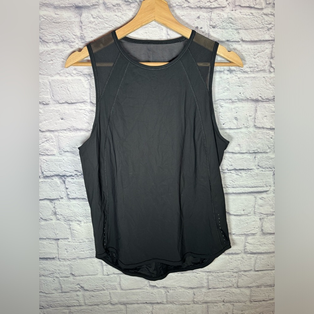 LULULEMON Sculpt Tank Top Back Vent solid black color Womens size 8 medium